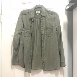 Express green button down